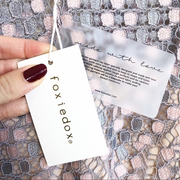 New Foxidox Lace Romance Overlay Long Sleeve Dress - Picture 8 of 13